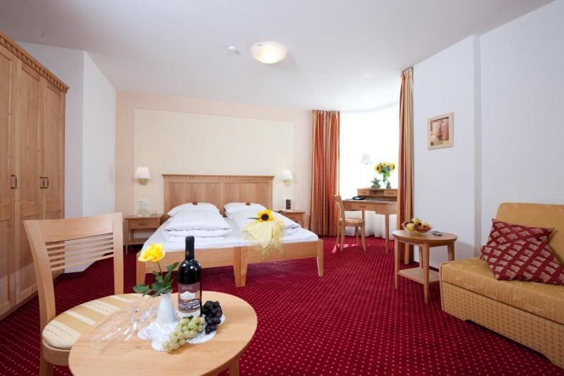 Hotel Oberwirt Feldthurns Pokoj fotografie